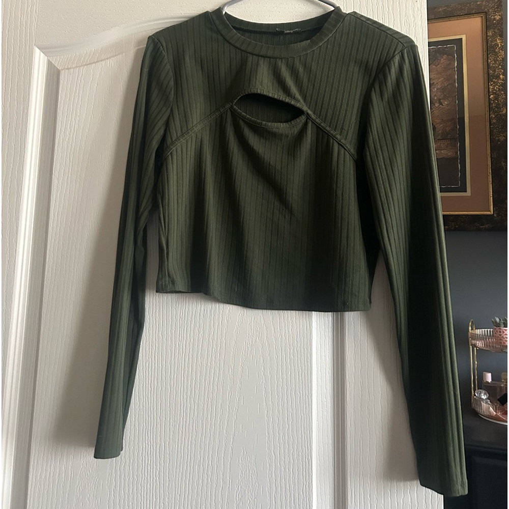 Lily rose long sleeve, slit in front